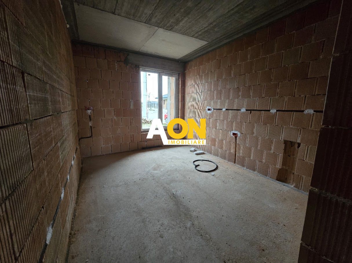 1/2 Duplex Zona Dealul Furcilor 4 Camere, 300mp Teren, 60mp Subsol - Poză 5