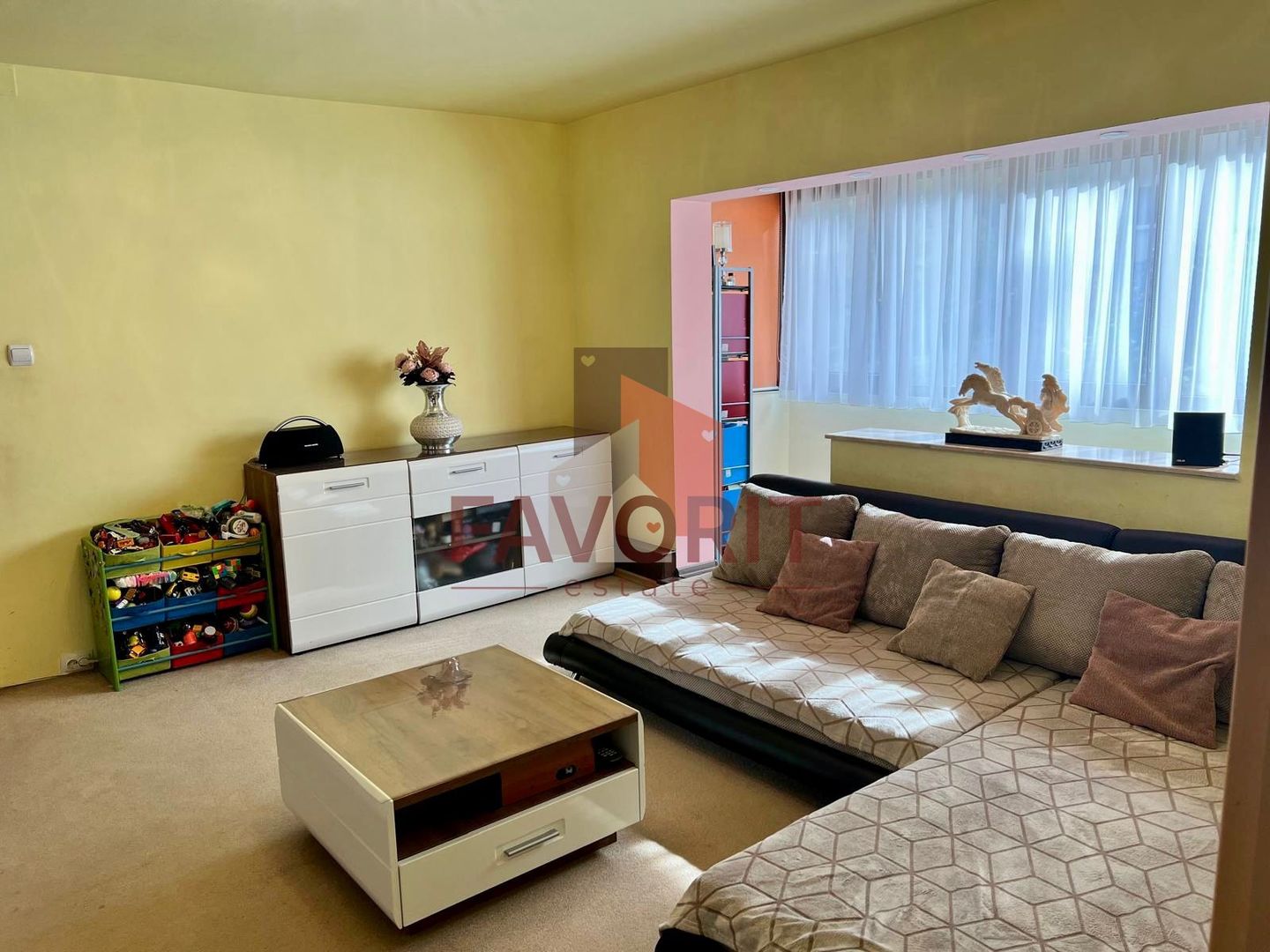 3 camere | centrala proprie | boxa | mobilat si utilat | zona excelenta | - Poză 3