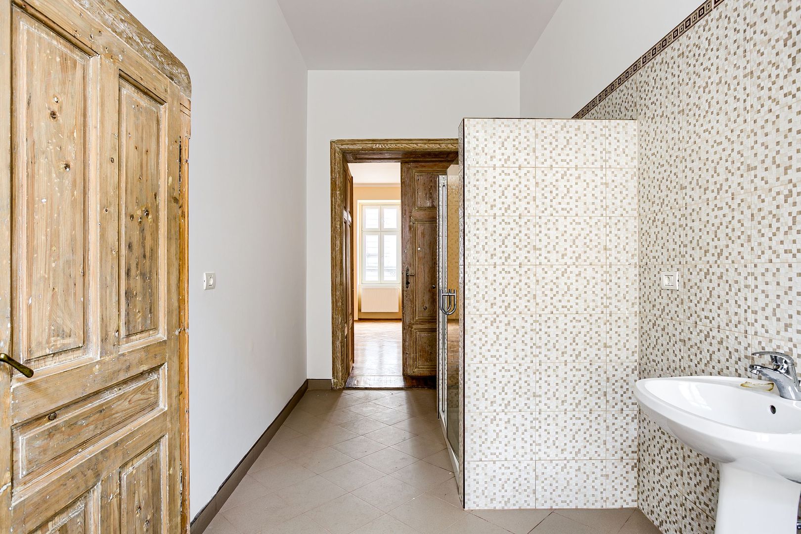 Apartament  istoric ultracentral   - REZERVAT!!! - Poză 7