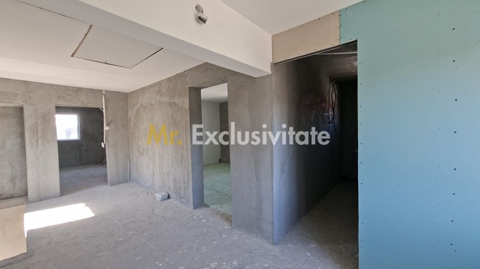 Vanzare Casa P+1E Bananai-Prundu teren 1363 mp - Poză 8