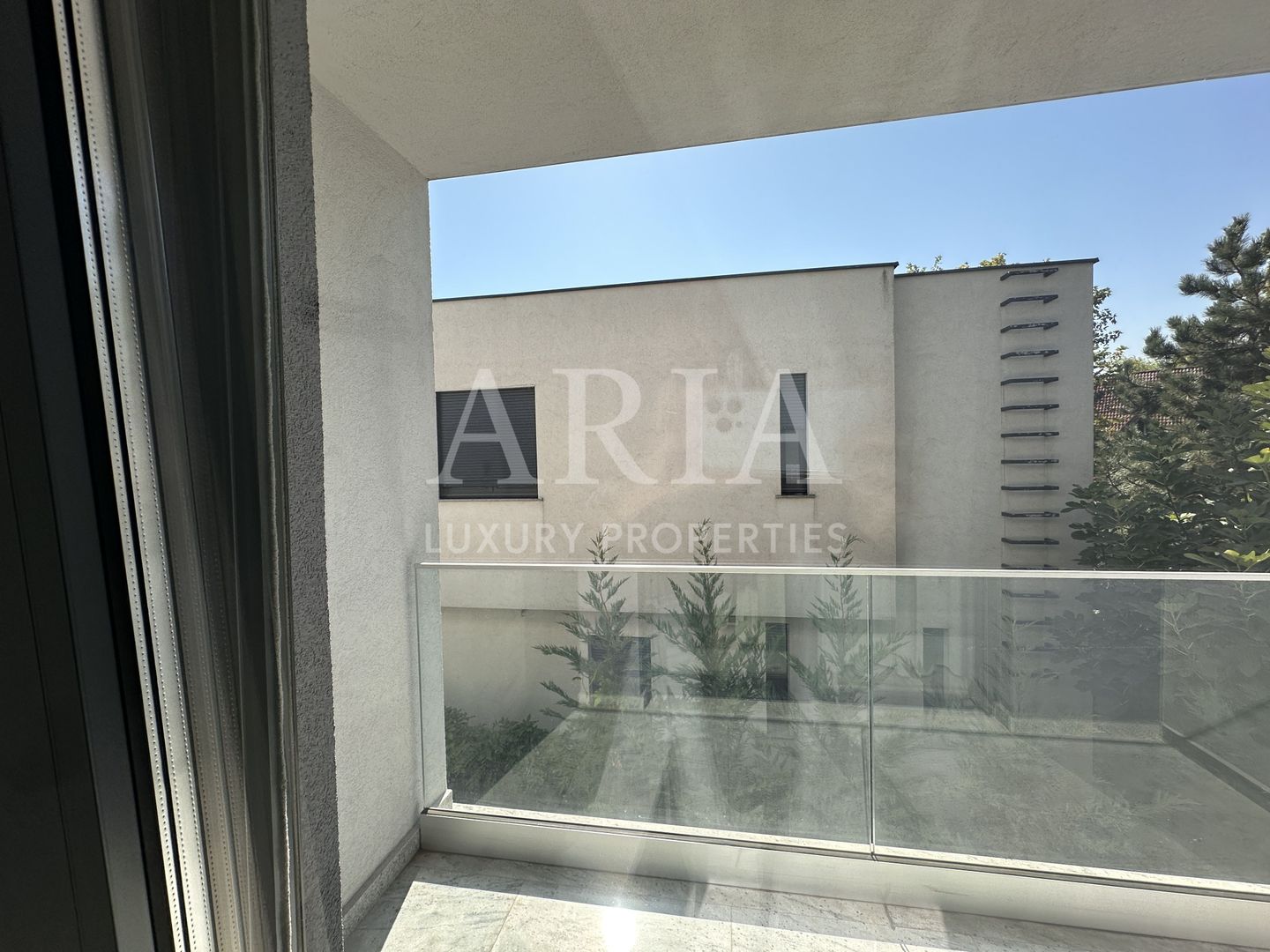 Vila moderna Jolie Ville - Iancu Nicolae - Pipera - Poză 23