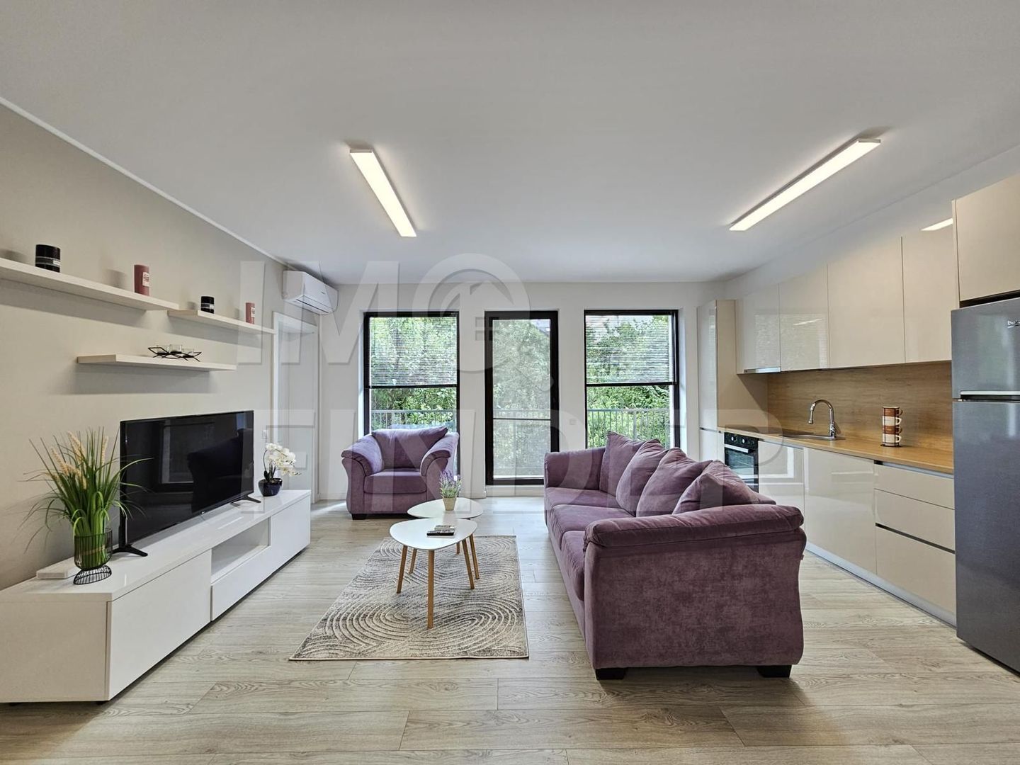 Inchiriere apartament 3 camere situat in vila privata, zona UMF - Poză 11