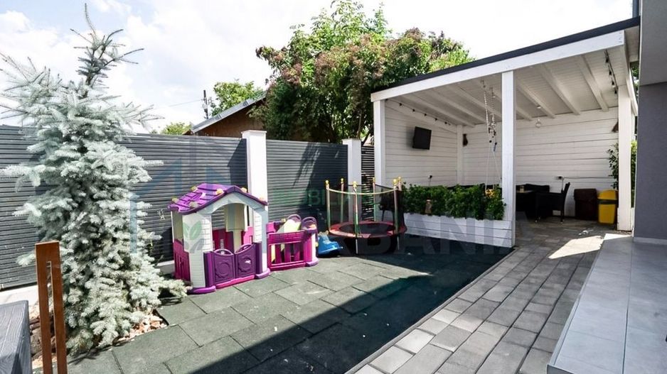 Casa tip duplex de vanzare pe strada Podisului, zona Platoul Insorit, Iasi - Poză 2