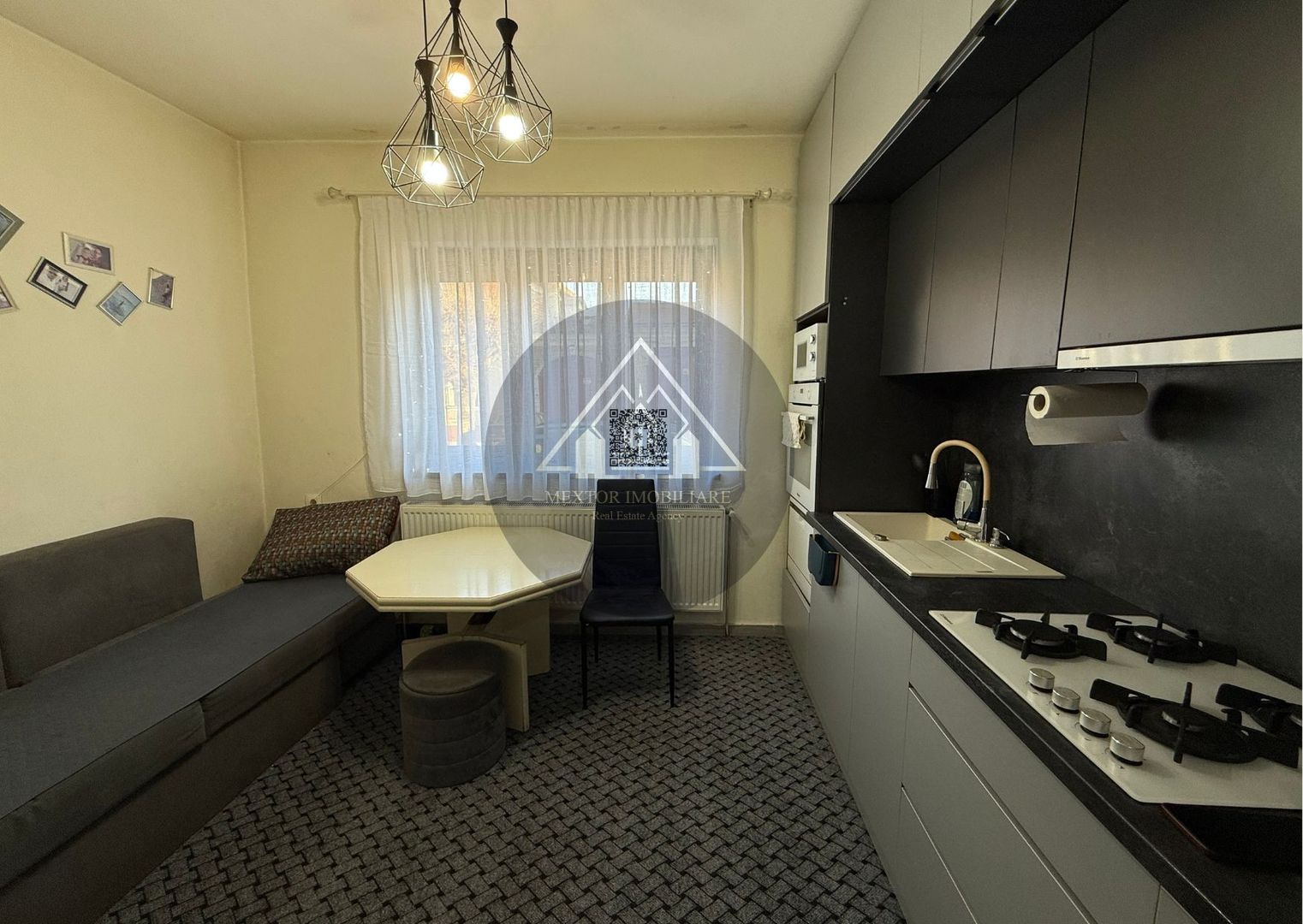 Apartament la casa, în centrul vechi, Medias - Poză 3