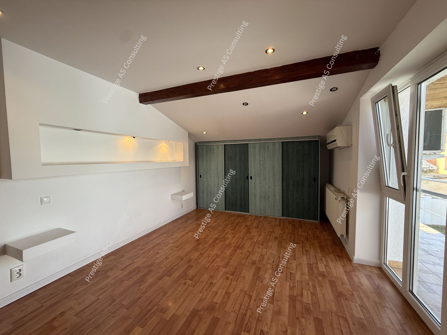 Proprietate versatila | 271 mp utili | renovata complet – Elisabetin, Porumbescu - Poză 18