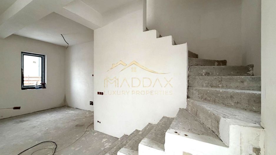Vila cu 6 camere // 190mp // teren 300mp // Tunari - Poză 15