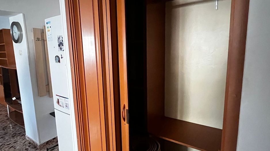 Apartament 3 camere, pet friendly, etaj 1/10, balcon, metrou la scară - Poză 12