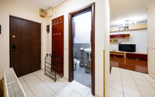 Apartament 3 camere, complet mobilat, decomandat, etaj intermediar - Poză 21