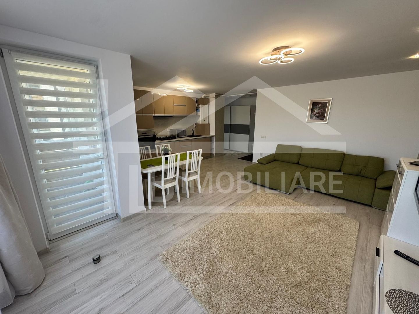 Apartament cu 2 camere, 54mp, parcare, Zona AMA Residence - Poză 3