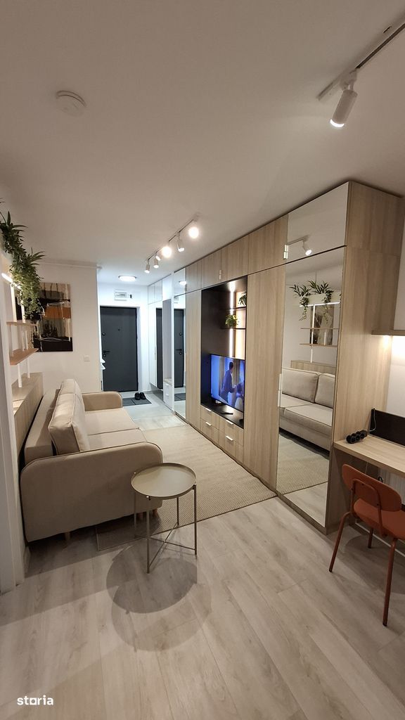 Studio Hils Pallady loc de parcare metrou Anghel Saligny - Poză 1