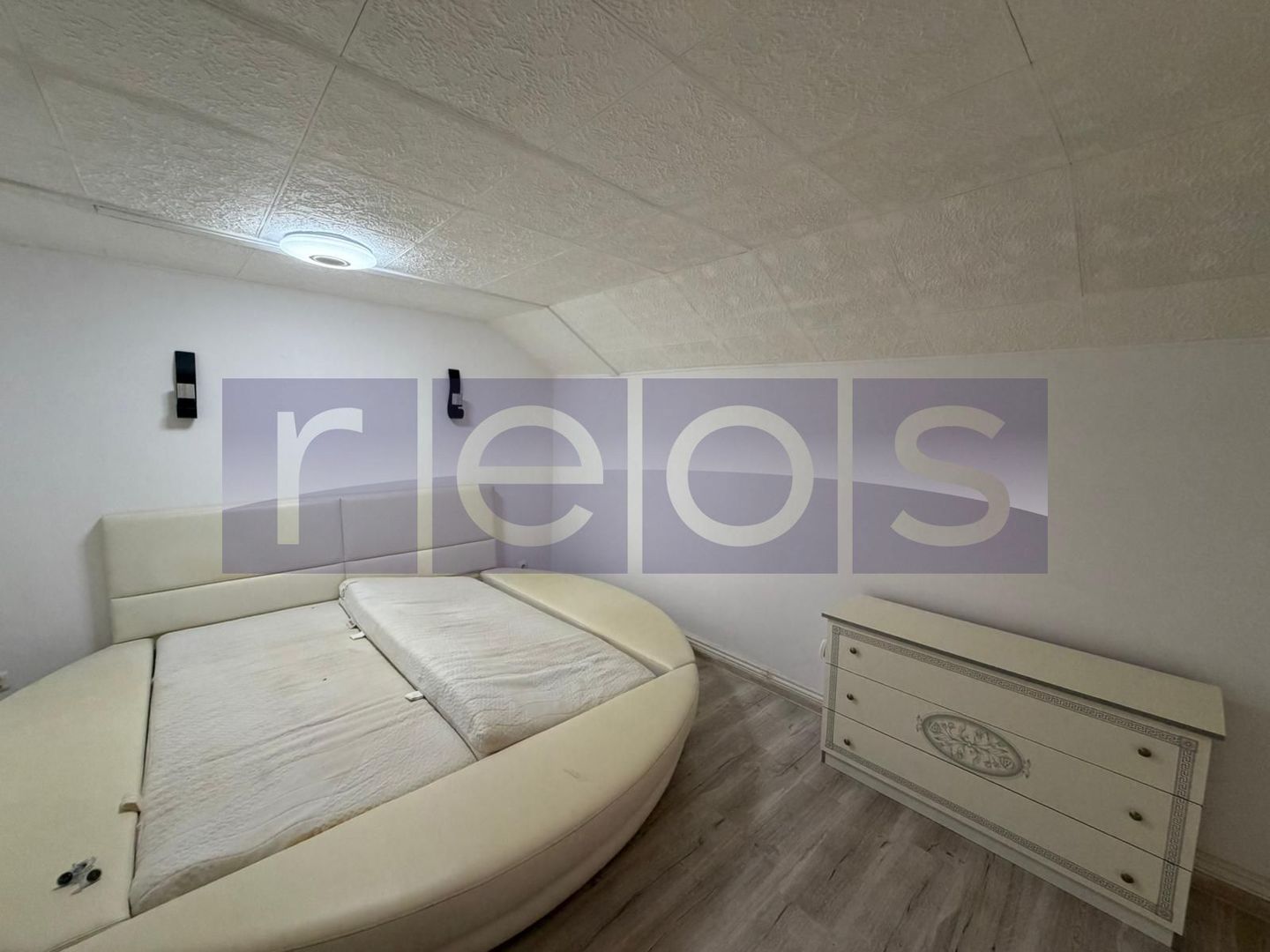 VILA 8 CAMERE | 150 MP | MANTULEASA | RENOVATA | UNIRII - Poză 8