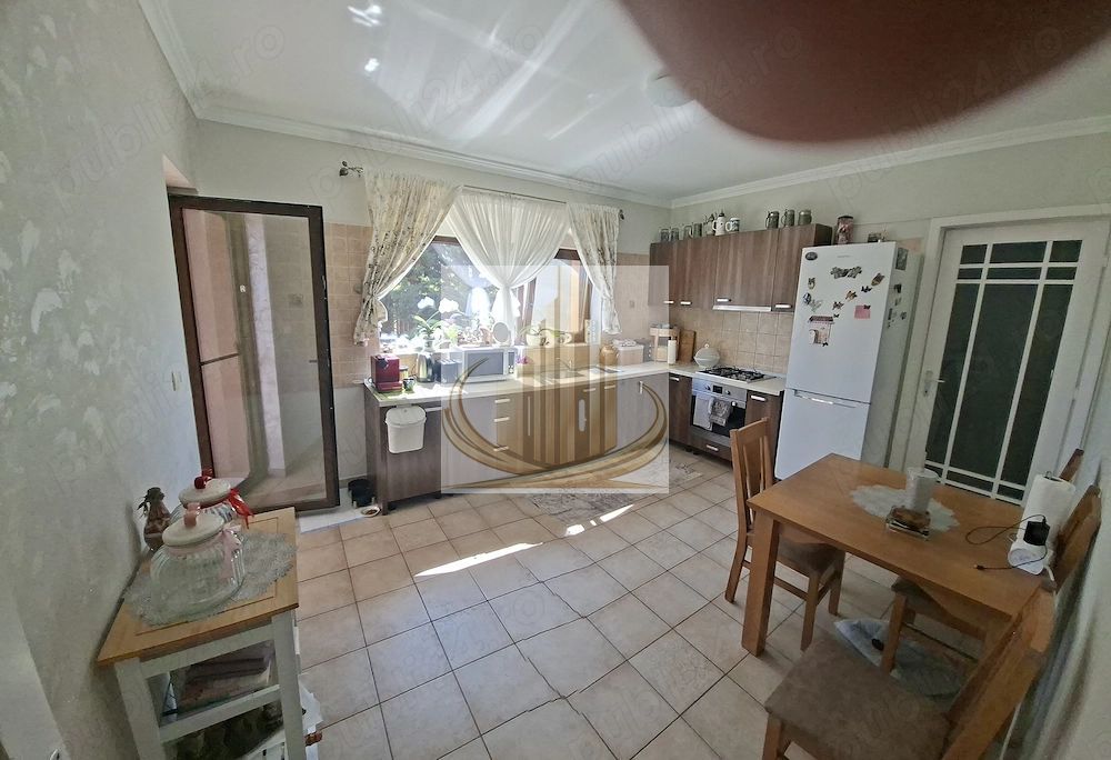 Casă Individuală | 200 mp utili | Garaj | Curte Mare | Dumbrăvița - Poză 5