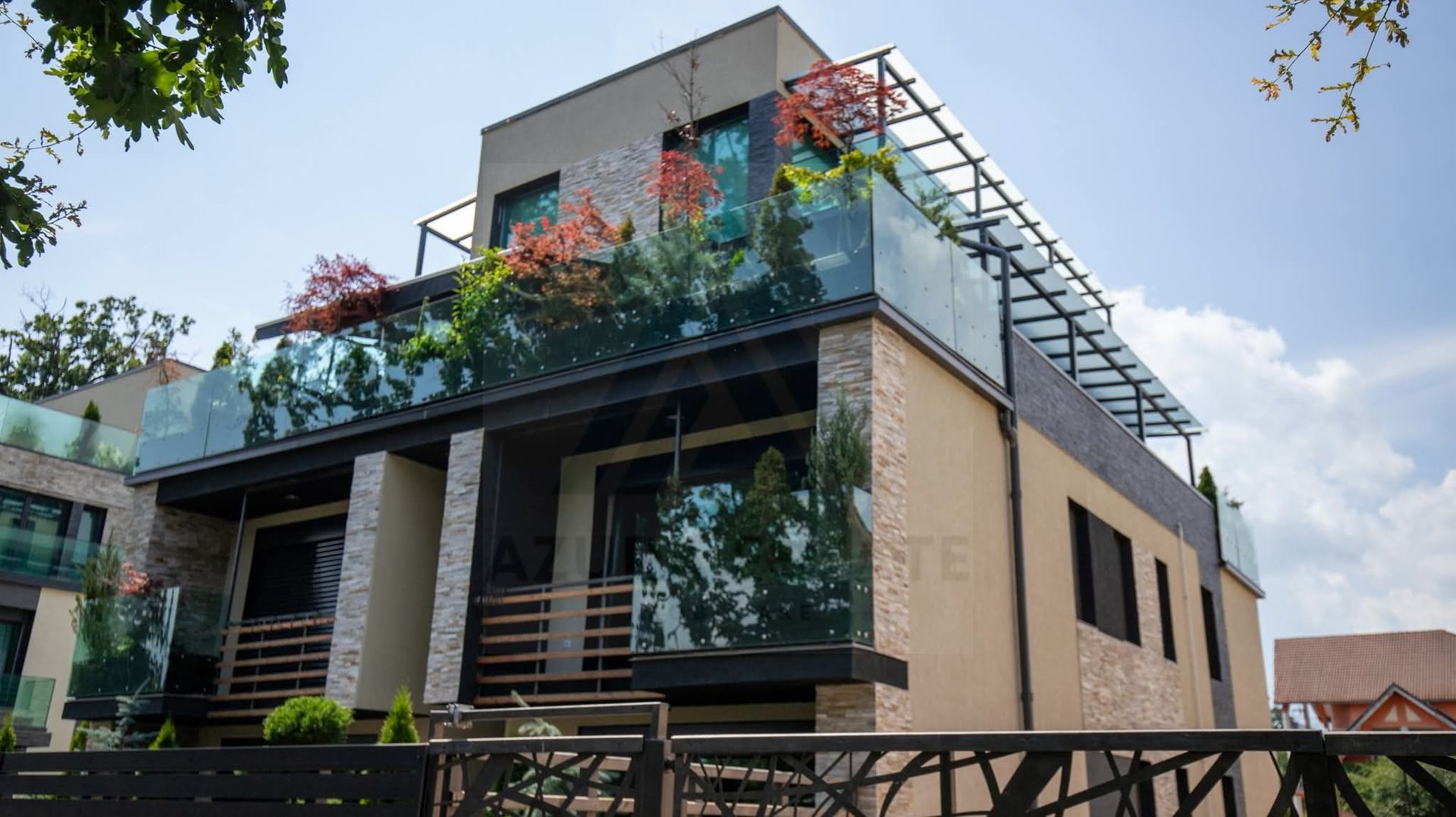 Casa moderna cu 6 camere terase 50 mp si curte in Parcul Sub Arini - Poză 8