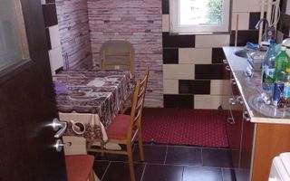 De închiriat apartament 3 camere - Poză 3