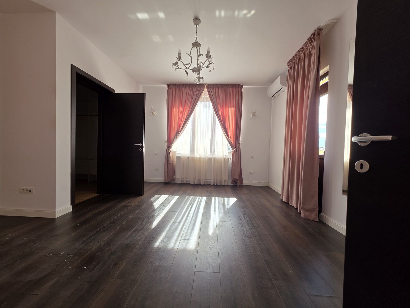 Vila individuală cu piscină privată,, teren 1000 mp – Pipera - Poză 22