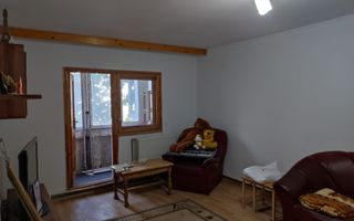 Apartament cu 4 camere/ Decomandat/  74 mp/ Dancu - Poză 2