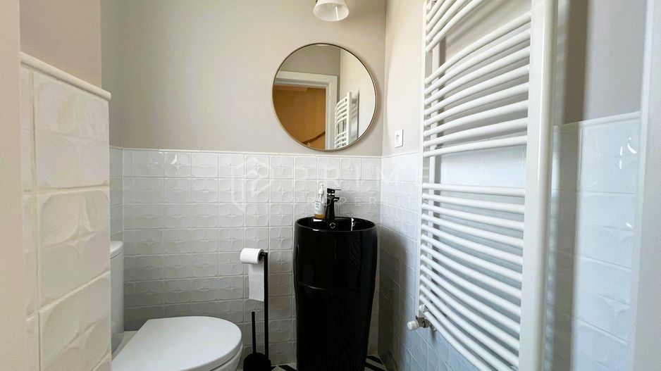 Casă Duplex de vânzare – Corunca | Design deosebit, aproape de pădure - Poză 7