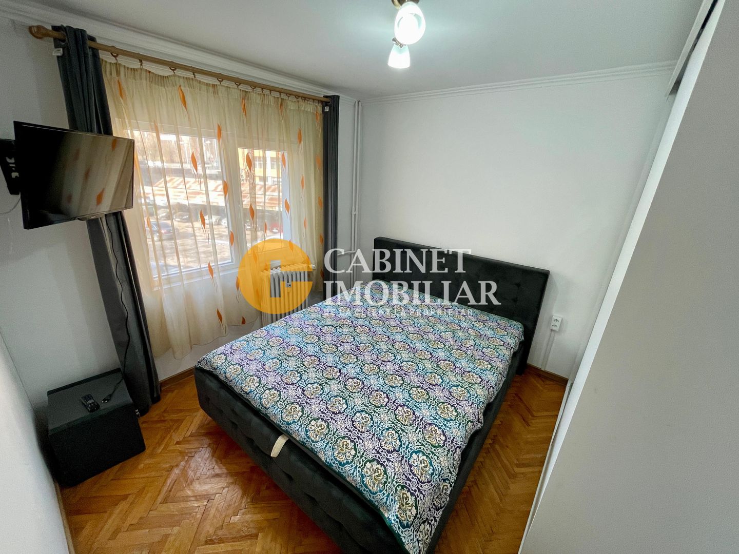 Tatarasi - 2 camere - DECOMANDAT - etaj 1 - bloc 1982 - geam la baie - Poză 3