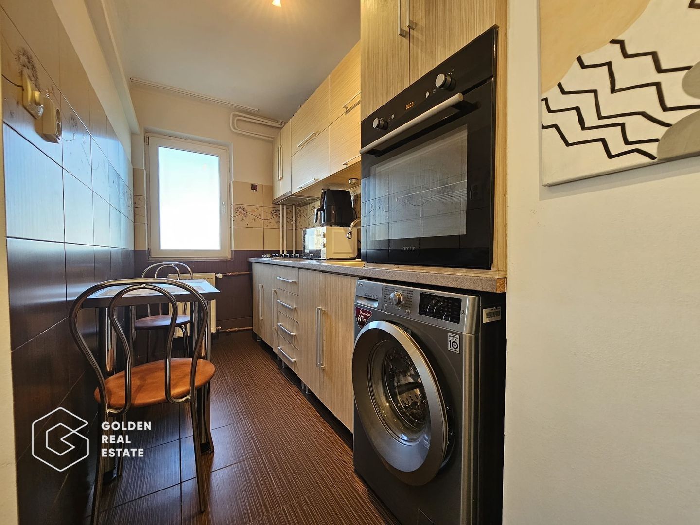 Apartament cu 3 camere, zona Vlaicu - Poză 3