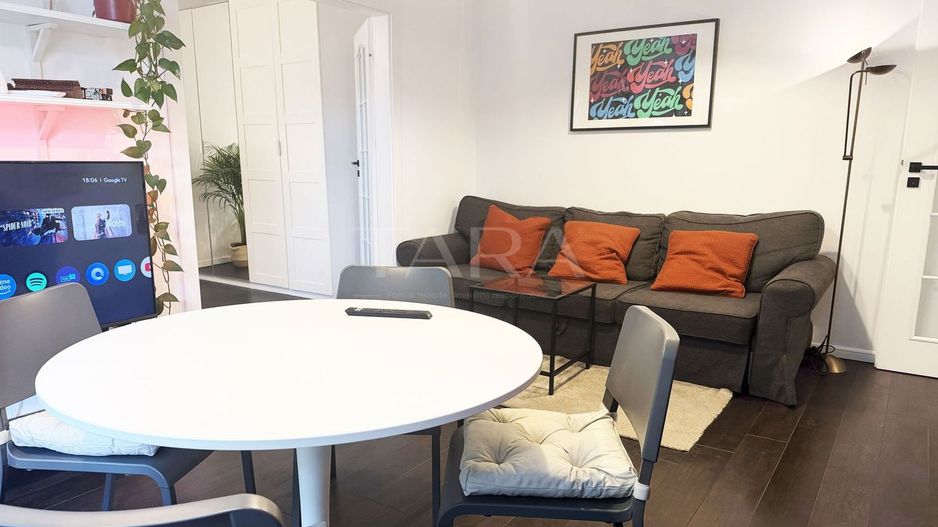 Apartament cu 3 camere, zona Facultatea de Litere. - Poză 5