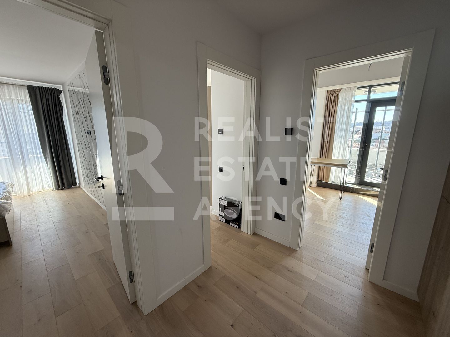 Închiriere apartament de tip penthouse - Sfântul Andrei, Iași - Poză 4