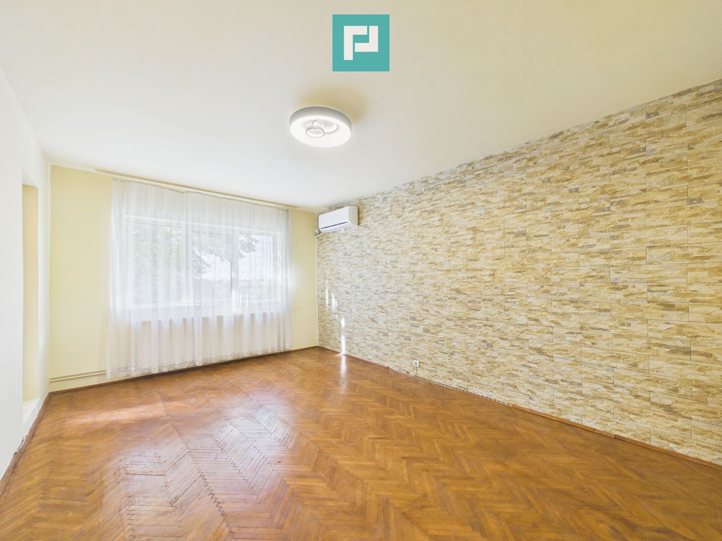 Apartament decomandat cu 3 camere, etaj II,  Alfa - Poză 2