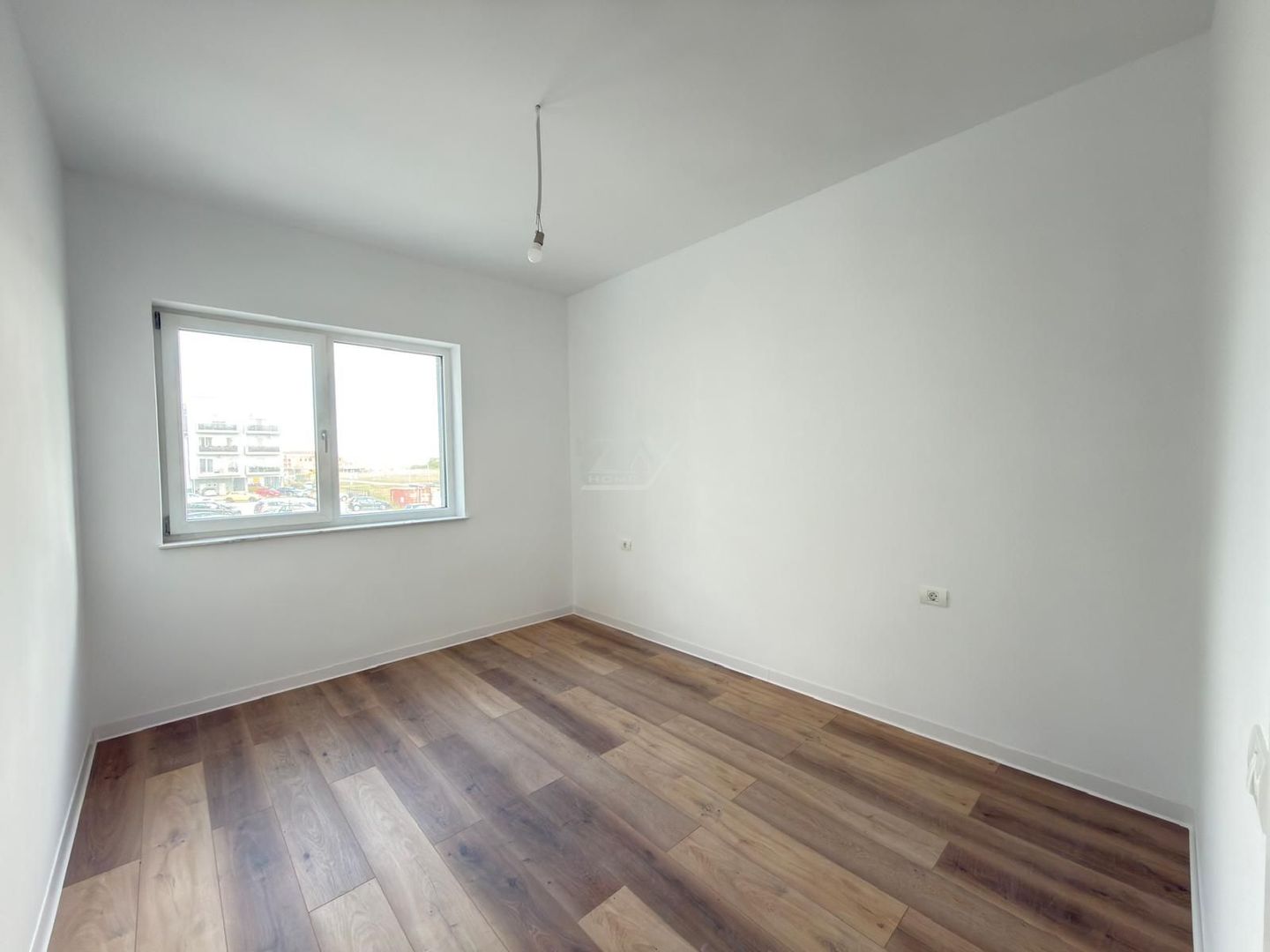 Bloc finalizat. Spatiu de depozitare. Loc de parcare. Clima - Poză 7