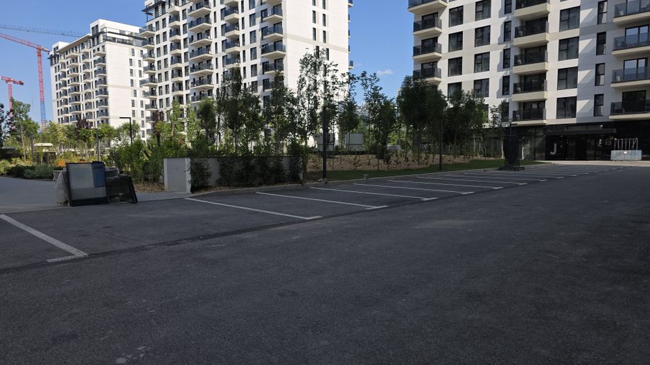 Apartament 3 camere Nusco, la 5 minute de mall Promenada! - Poză 2