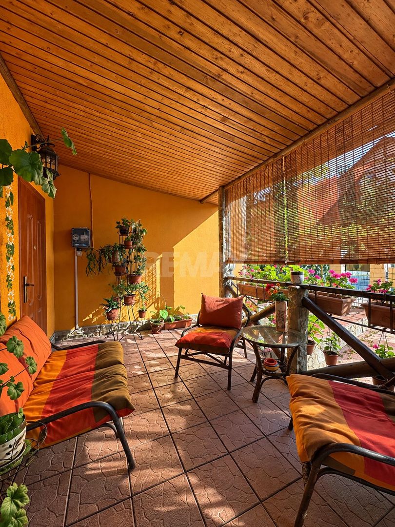 CASĂ CU PISCINĂ, SAUNĂ ȘI VEDERE PANORAMICĂ – TOHATIN - Poză 20