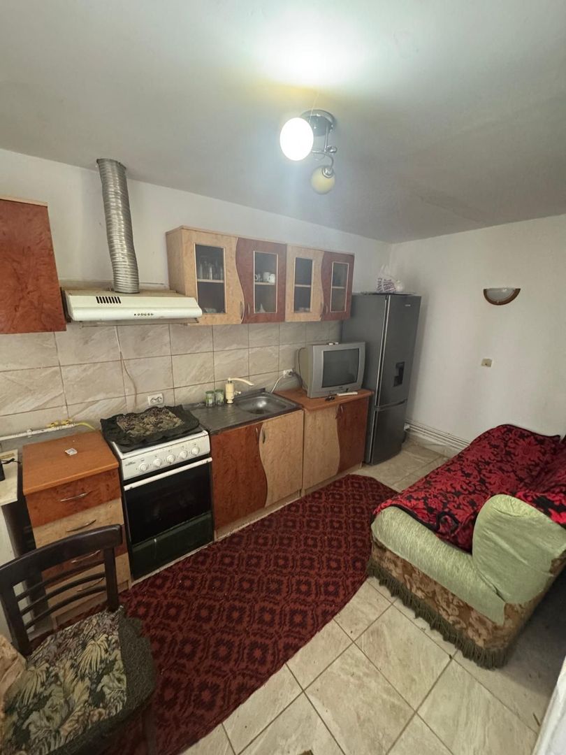 Casă cu garaj – str. Mărășești - Poză 9