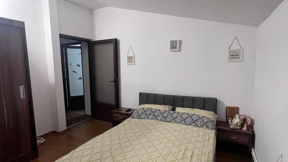 Casă spațioasă cu piscină, de vânzare în Simeria - Poză 20