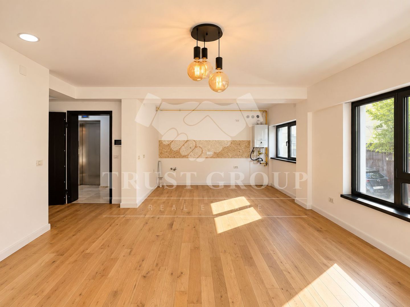Apartament 3 camere Polona | Loc de parcare - Poză 2