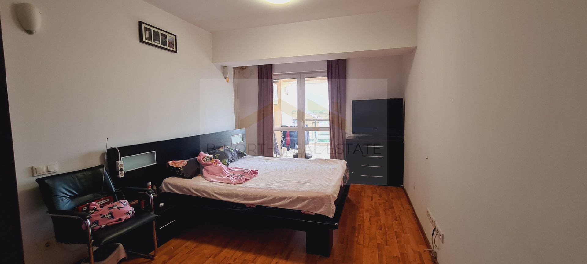 Apartament  2 camere Ostratu - Poză 4