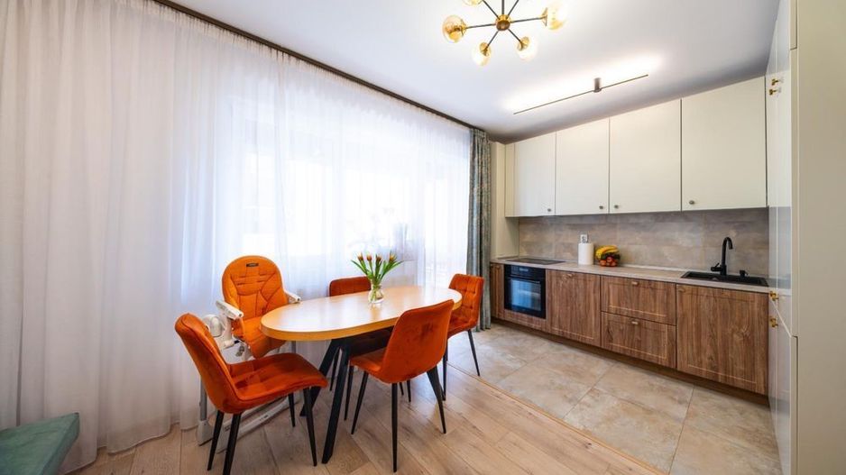 Apartament 3 camere, in mobil Lux tip boutique. Zona metrou Aparatorii Patriei. - Poză 2