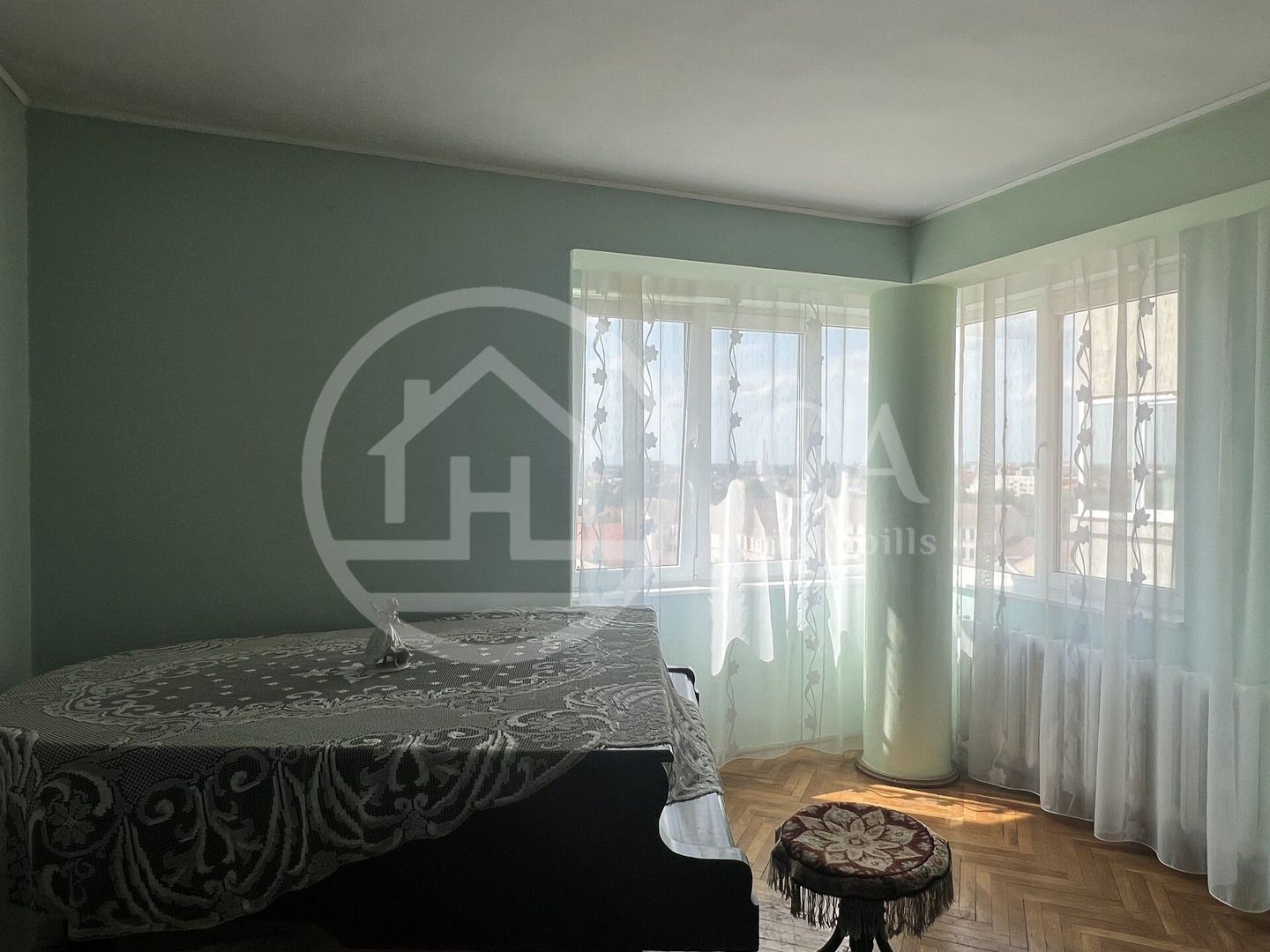 Apartament cu 3 camere de inchiriat in Centrul Civic Oradea - Poză 6