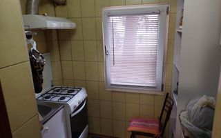 2 decomandate, parter, balcon, Sarari - 106 000 Euro - Poză 6