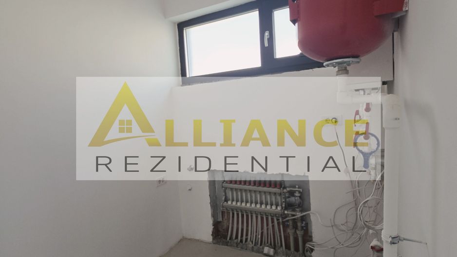Casa individuala AVIATORILOR-placa de beton- geamuri tripan - Poză 4