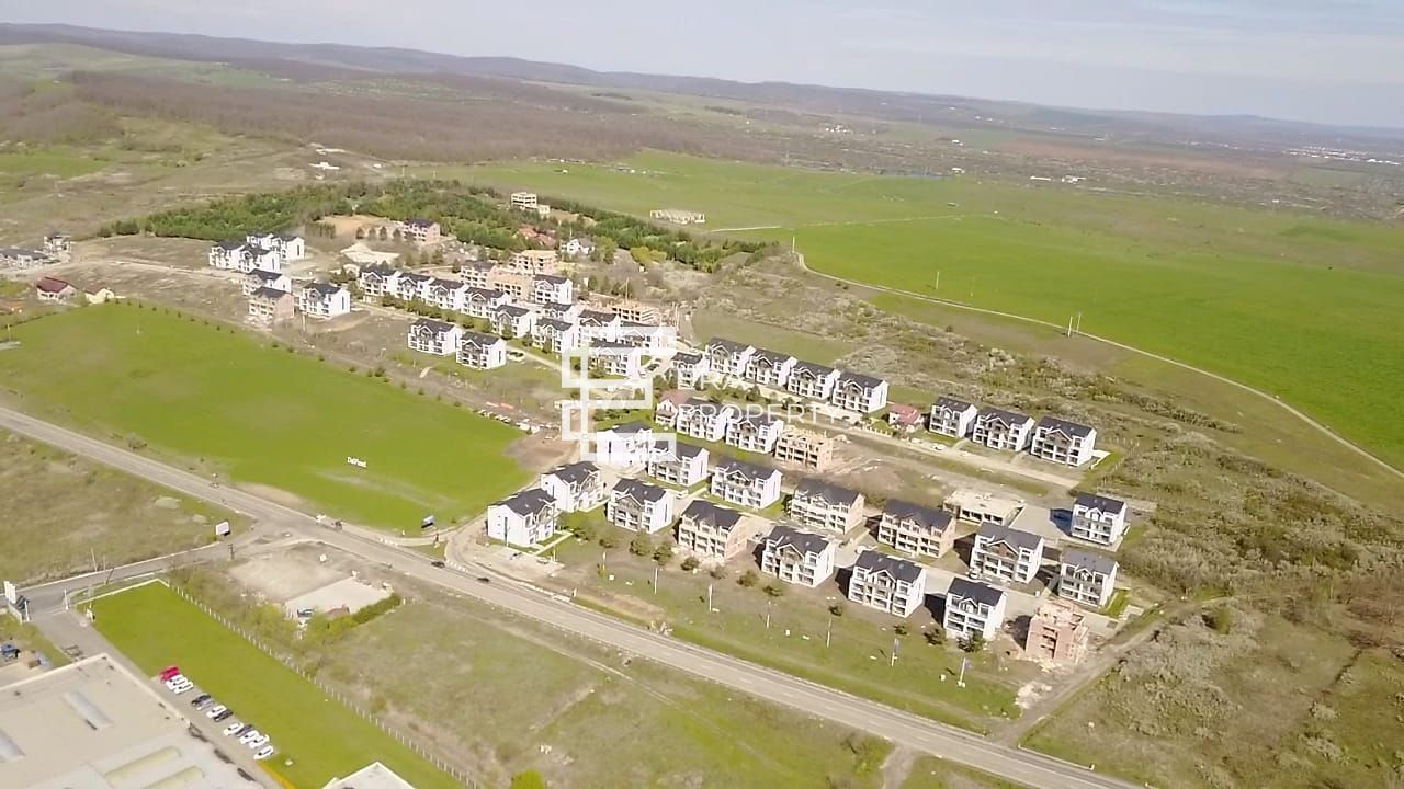 Apartament 3 camere + gradina 50 mp, la cheie , Cristian - Poză 7