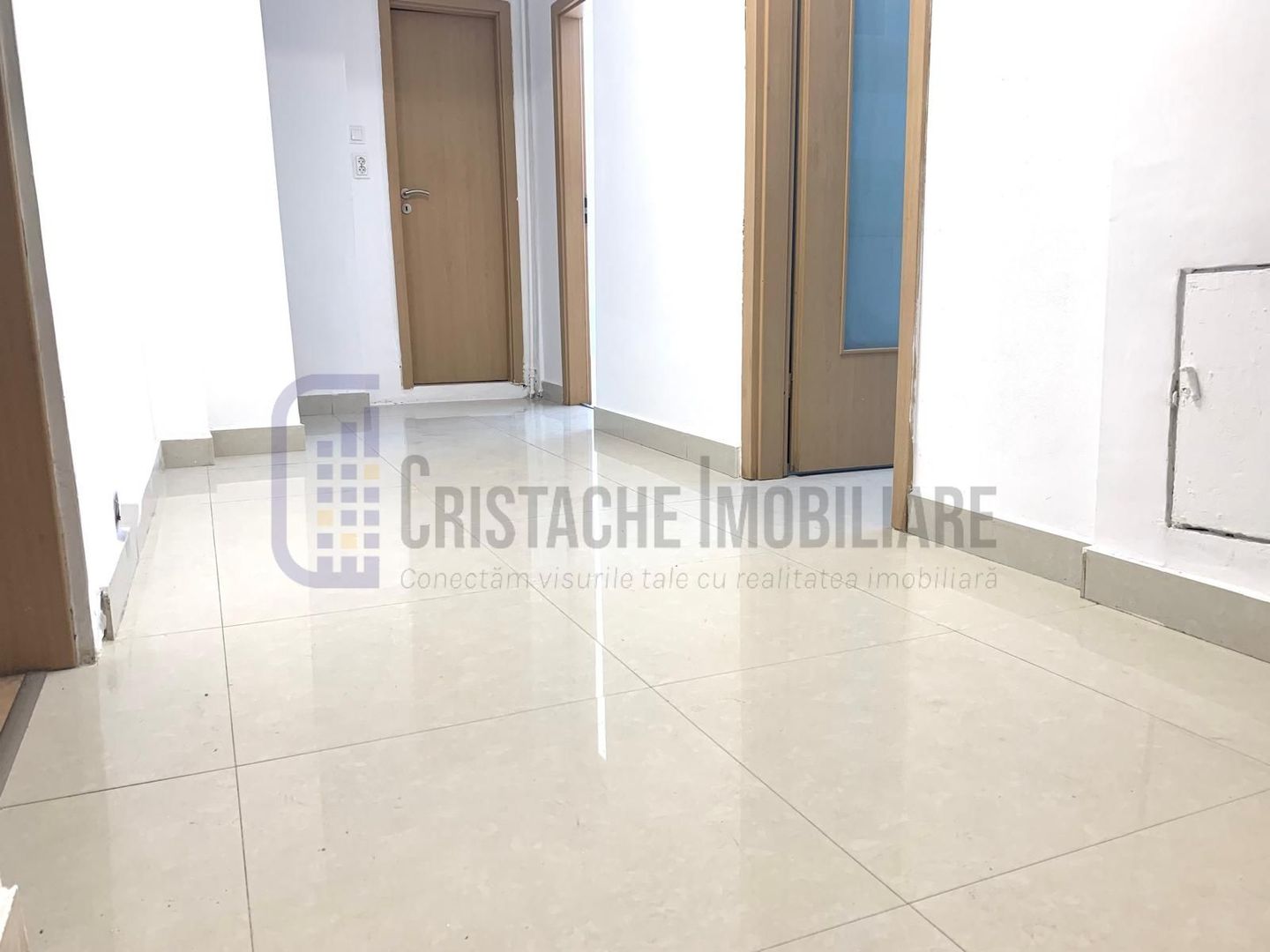Renovat, centrala proprie, parcare & acces metrou P-ta Muncii - Poză 6