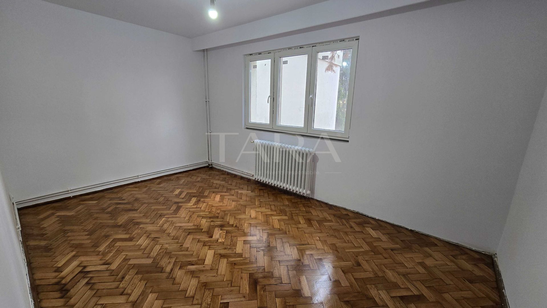 Apartament 3 camere, 70 mp + balcon, zonă Piața Flora – Mănăștur - Poză 1