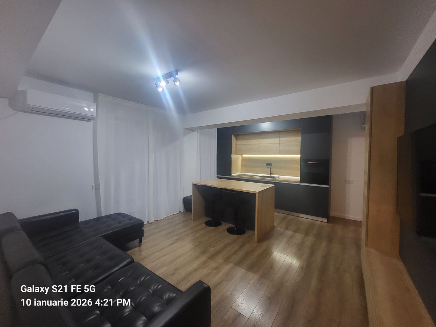 AP. 2 CAMERE SISESTI, MASINA SPALAT VASE, BLOC NOU, CURTE, RENOVAT - Poză 1