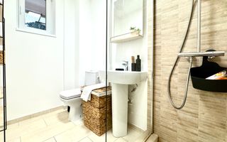 2 camere central vis-a-vis de Posta Mare - Poză 25