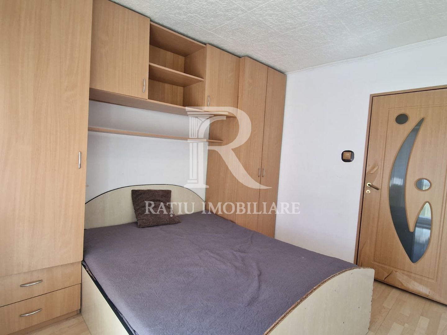 Apartament cu 3 camere de vanzare | Zona Nufarul | Oradea - Poză 4