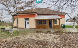 CONAC IMPRESIONANT ÎN GHIOROC - Poză 18