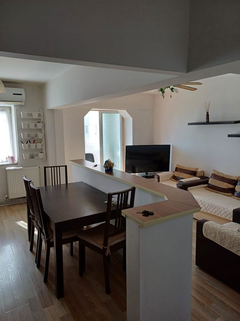 Apartament 3 camere – Zona Big (Bratiănu) – Mobilat, Utilat, Loc parcare - Poză 1