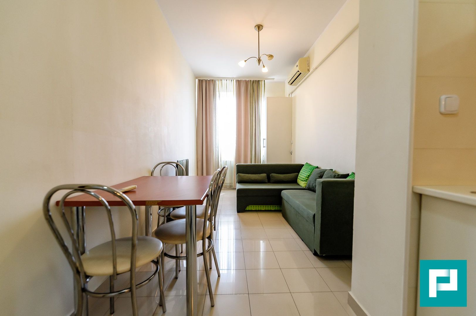 Apartament cu 3 camere, Ared Uta. - Poză 3