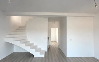 Duplex 81 mp cu 4 camere in Mosnita Veche - Poză 4