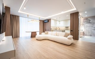 Chirie, apartament, 4 camere, Strada Universității, Centru - Poză 1