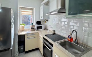 Apartament 2 camere de închiriat | zonă ultracentrală | loc de parcare inclus | - Poză 3