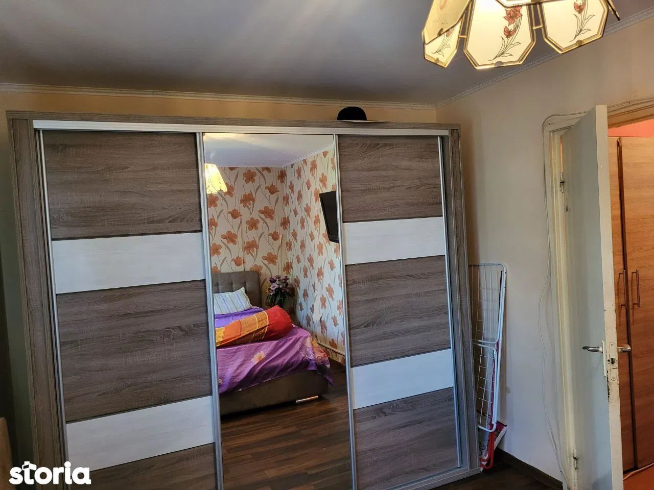 BRASADAS vinde ap 2 cam la etajul 4/4 în zona Micro 14. - Poză 2